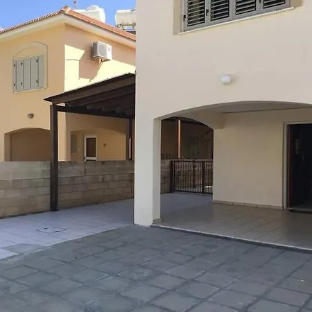 Beach House In Larnaca
