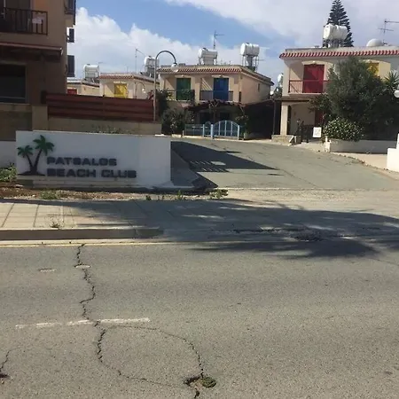Hébergement de vacances Beach House In Larnaca Perivólia