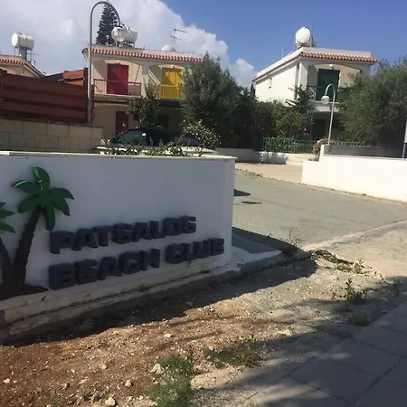 Hébergement de vacances Beach House In Larnaca *